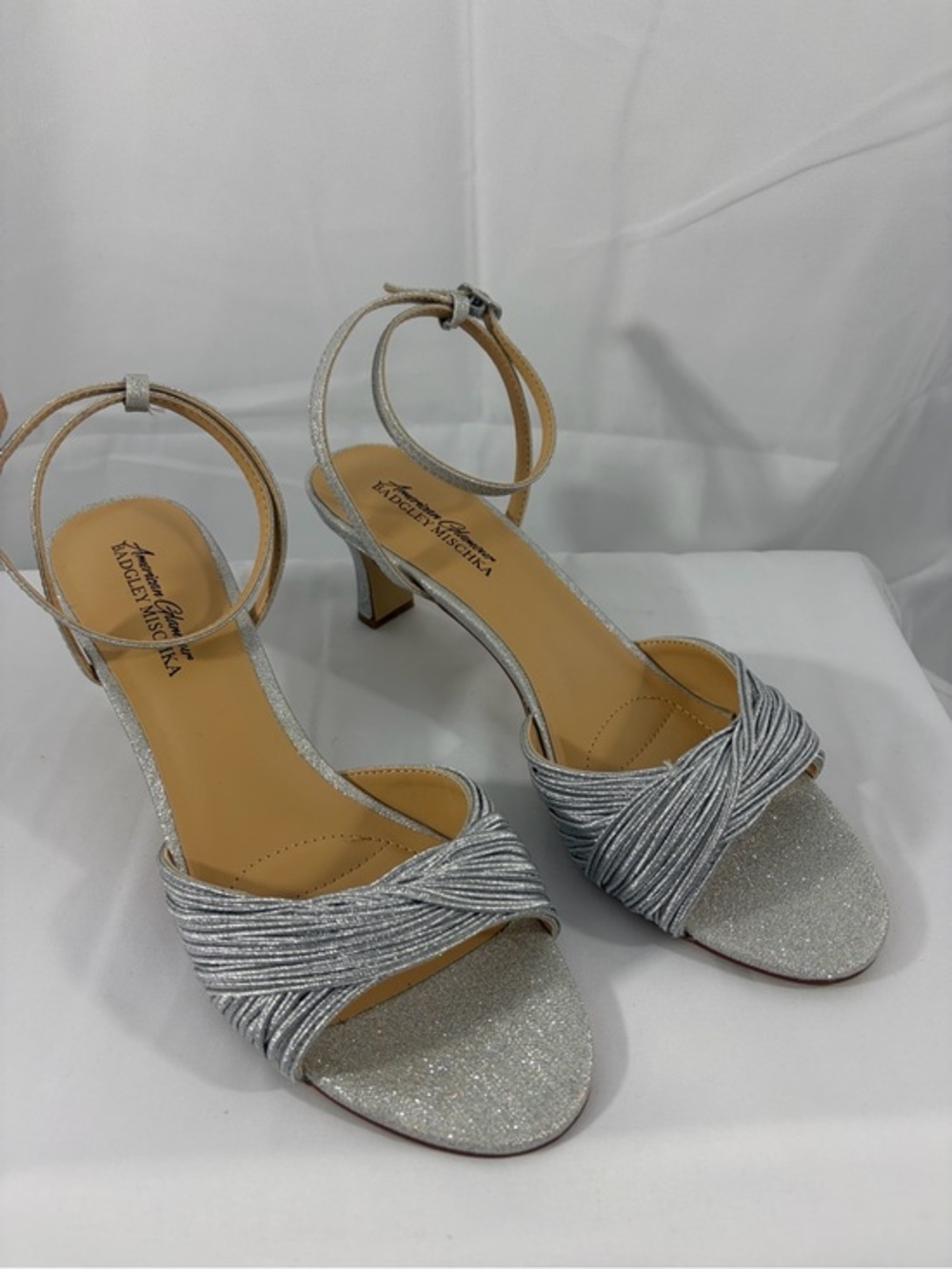 Badgley Mischka Silver Glitter Strappy Ankle Strap Heels